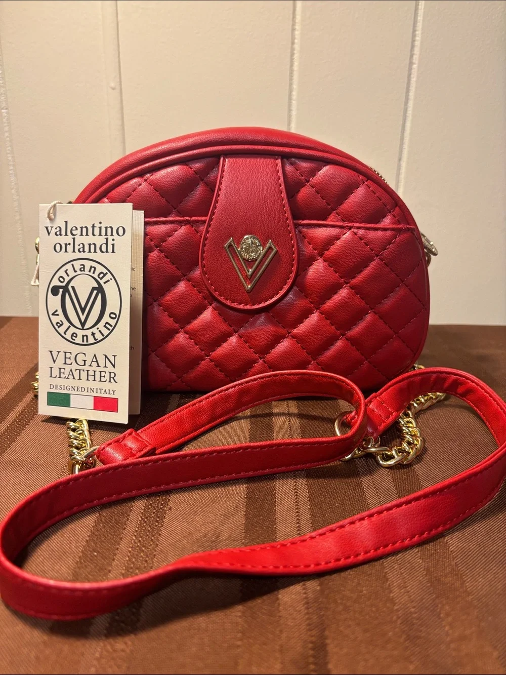 NWT Valentino Orlandi Red Quilted Crossbody Shoulder Camera Bag with Dust Bag